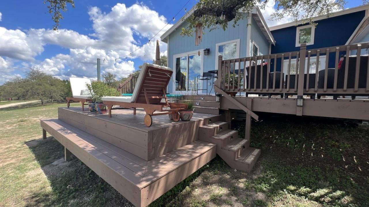 Hill Country Highland'S Bluebonnet Cottage マーブル・フォールズ エクステリア 写真